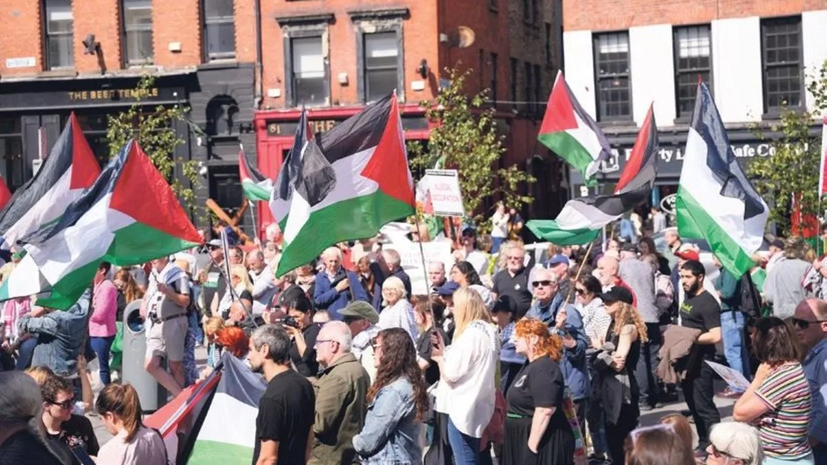 İrlanda’da ABD’ye soykırım tepkisi