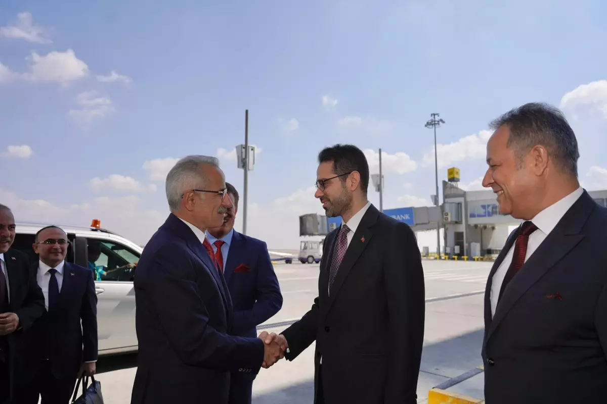 Ulaştırma Bakanı Abdulkadir Uraloğlu Kıbrıs’ta