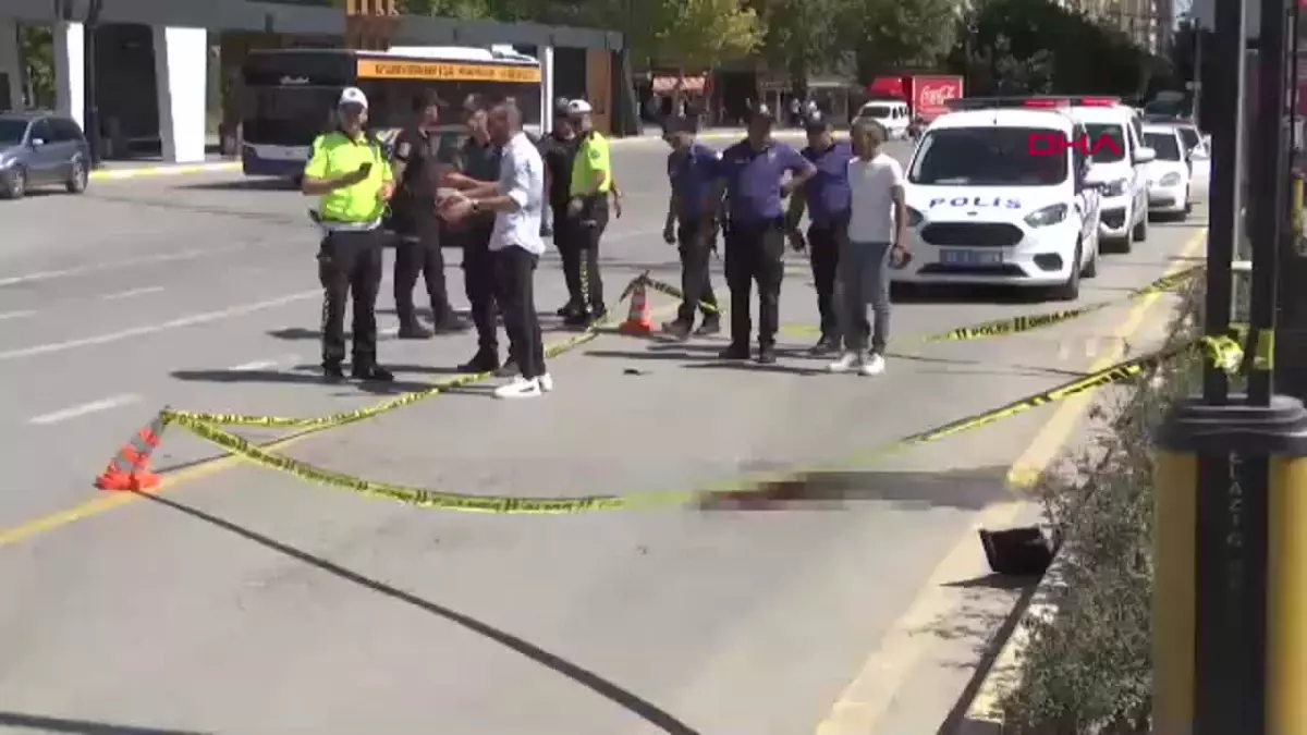 Elazığ’da Kadın Otomobilin Çarpmasıyla Ağır Yaralandı