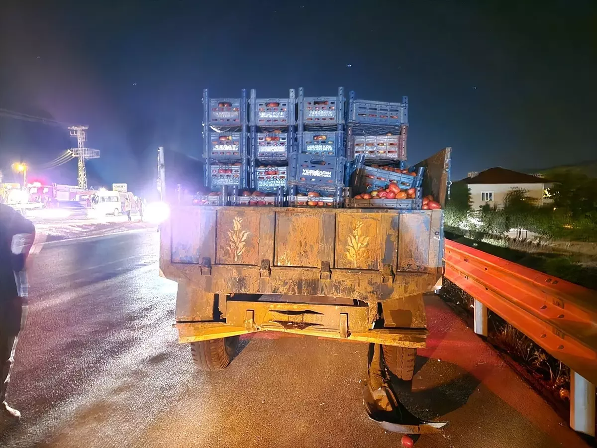 Kahramanmaraş’ta Minibüs-Traktör Çarpışması: 10 Yaralı