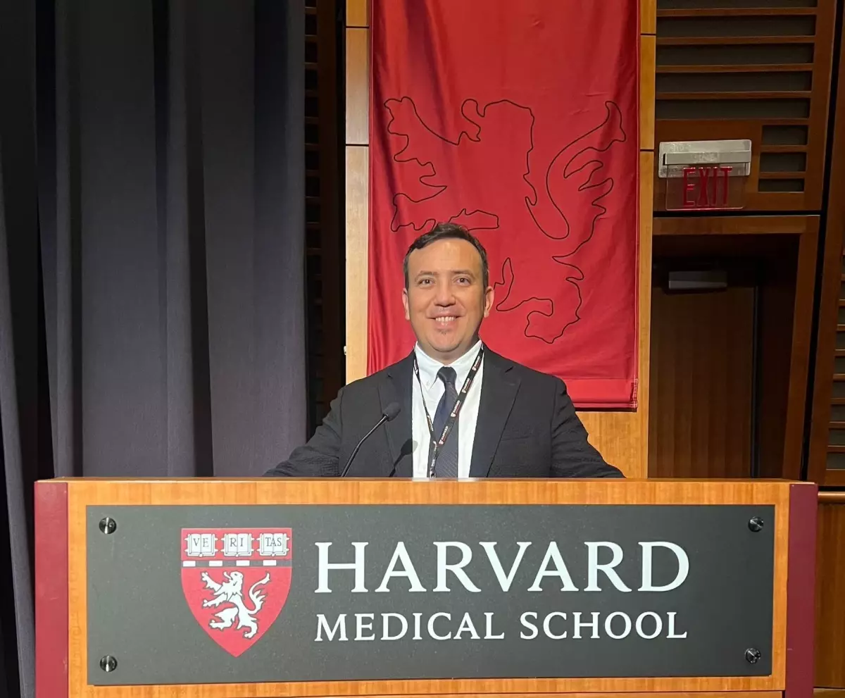 Prof. Dr. Öner, Harvard’dan Mezun Oldu