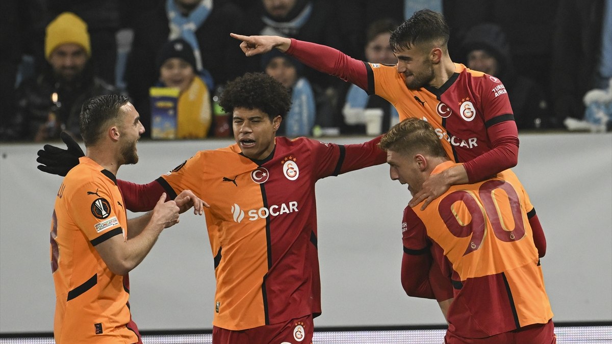 Galatasaray, UEFA Avrupa Ligi’nde play-off’u garantiledi!
