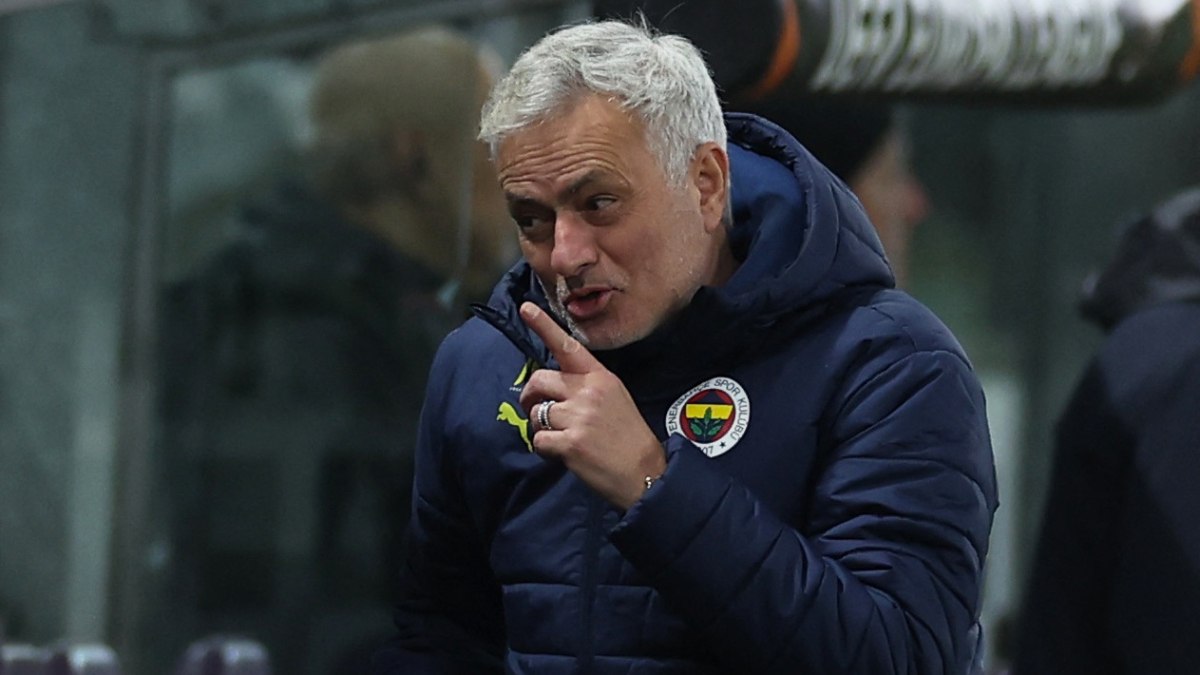 İngiliz basını, Jose Mourinho’yu konuşuyor