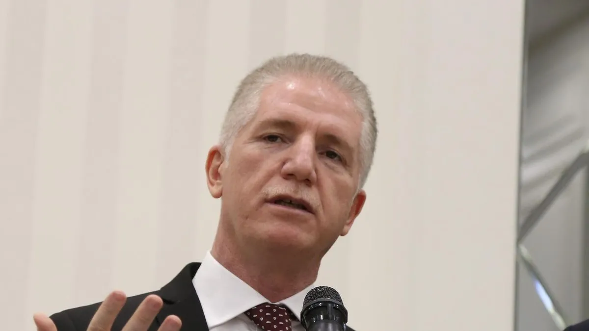 İstanbul Valisi Gül gençleri provokasyonlara karşı uyardı: “Lütfen sizi kışkırtan siyasal ve sosyal gruplara mesafeli durun”