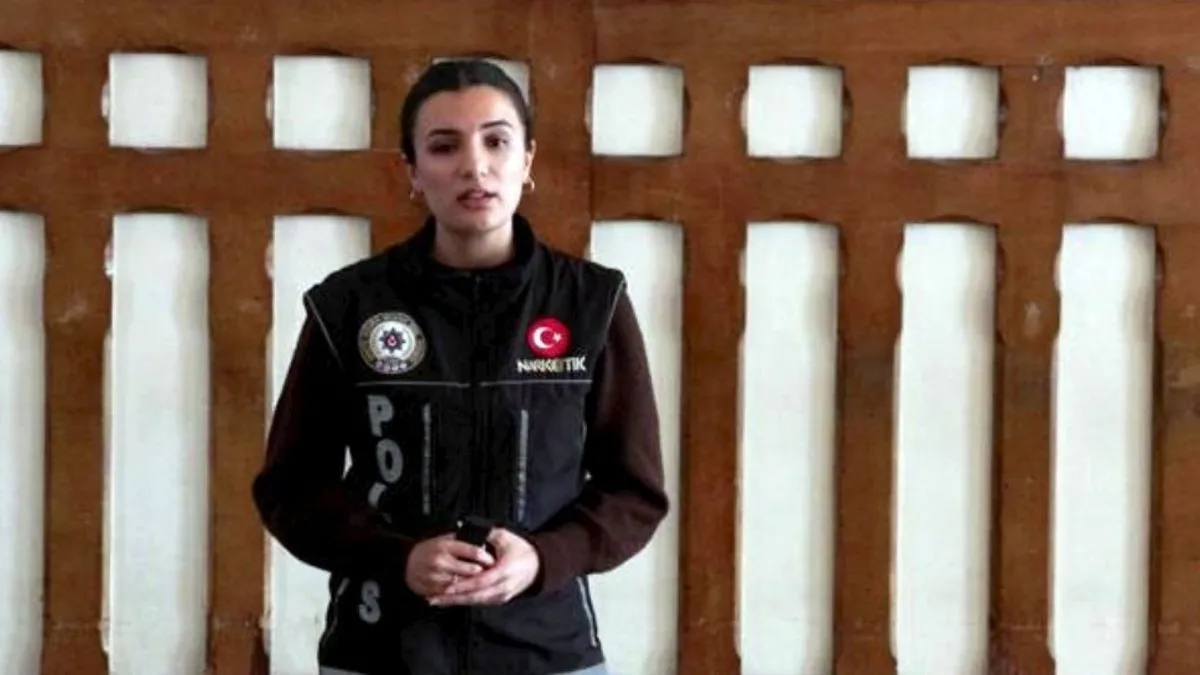 Sirkeci Garı’nda ‘En İyi Narkotik Polisi Anne’ semineri yapıldı